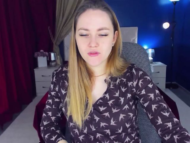 Live sex webcam photo for SeveiGold #272304709