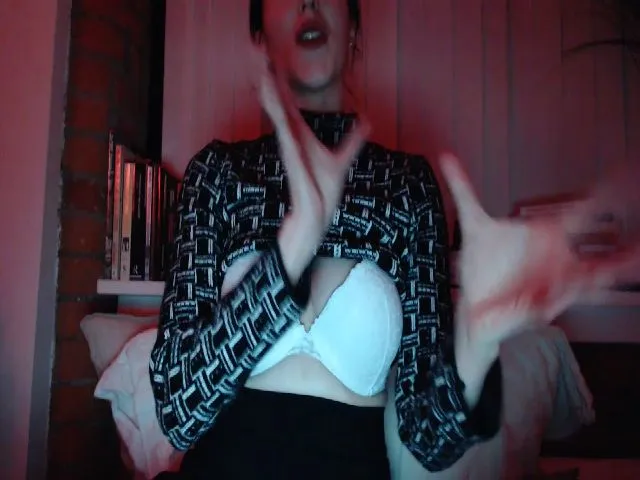 Live sex webcam photo for SevenVeils #272612210