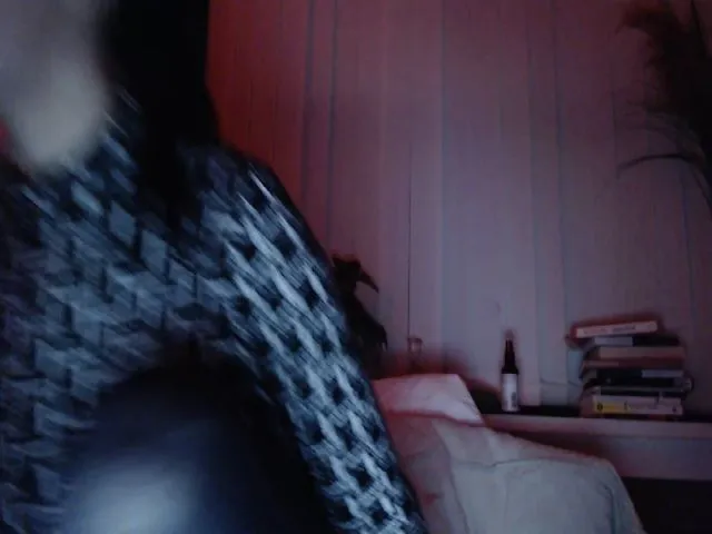 Live sex webcam photo for SevenVeils #272613856