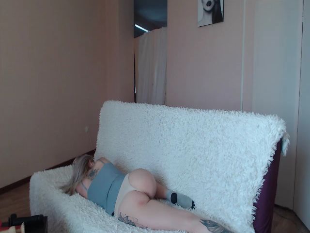 Live sex webcam photo for Sex_disney #272948657