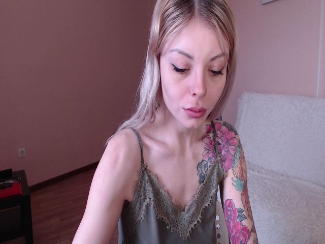 Live sex webcam photo for Sex_disney #273196416