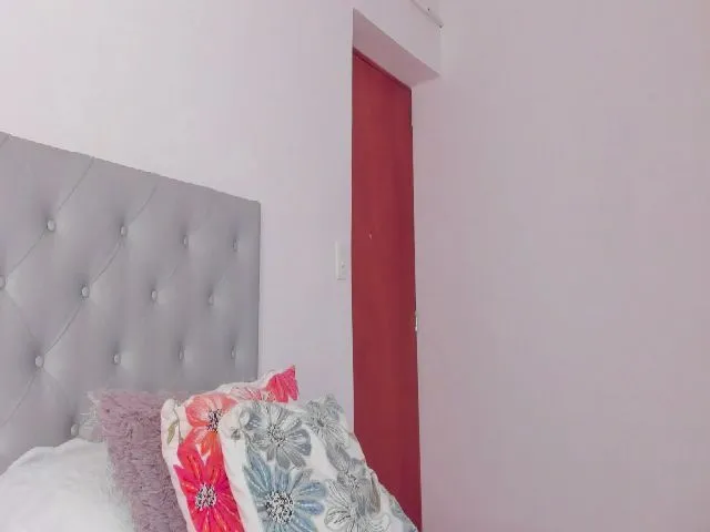 Live sex webcam photo for SexiCanela99 #271710322