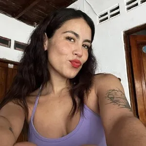 Live sex webcam photo for Sexnherbs #294243437