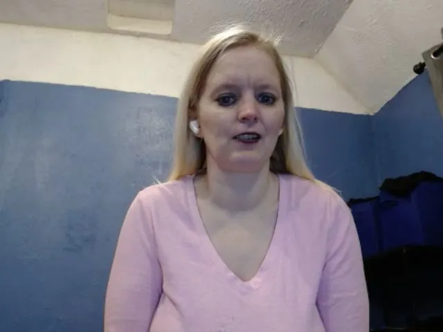 Live sex webcam photo for SexxySouthern #273015932
