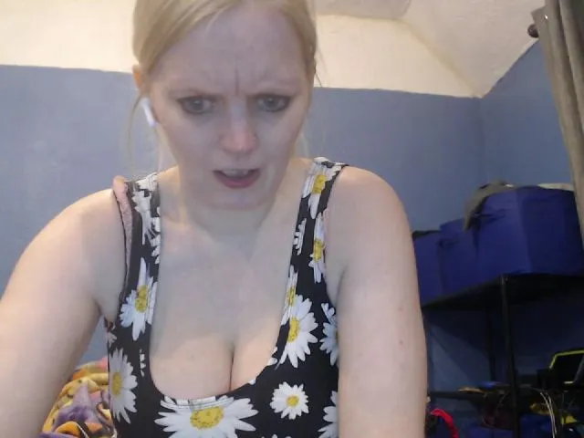 Live sex webcam photo for SexxySouthern #273227668