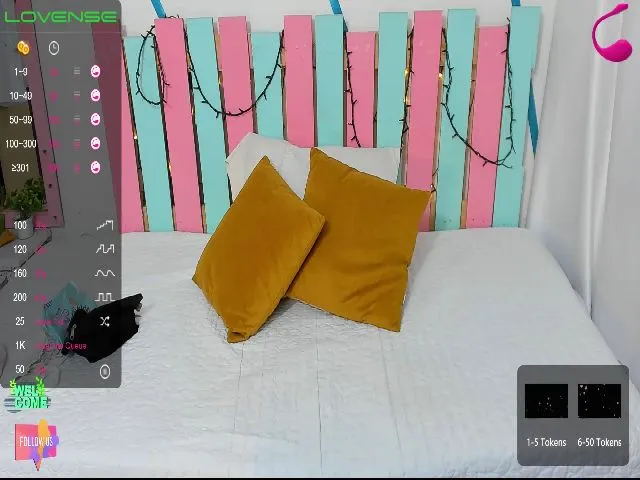 Live sex webcam photo for Sexxy_blonnde #272294822