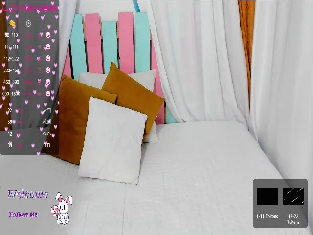 Live sex webcam photo for Sexxy_blonnde #272674533