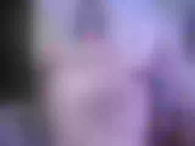 Live sex webcam photo for SexyAshley2x #272642652