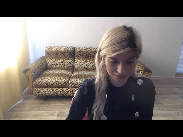 Live sex webcam photo for SexyBeatriice #273522821