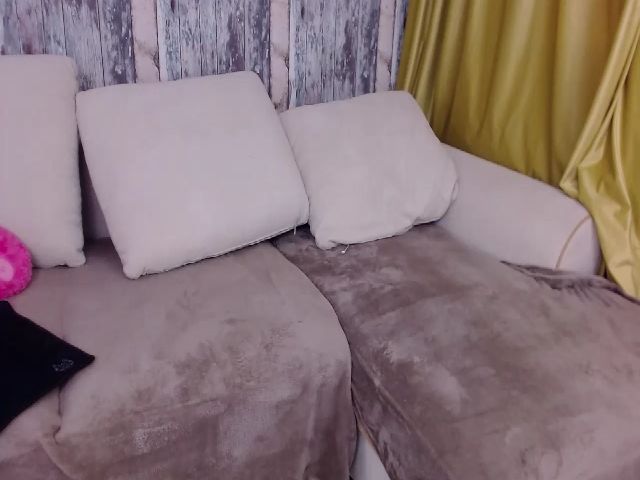 Live sex webcam photo for SexyElisabeth #272839435