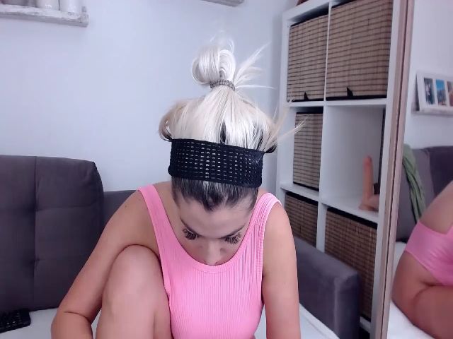 Live sex webcam photo for SexyElisabeth #273030307