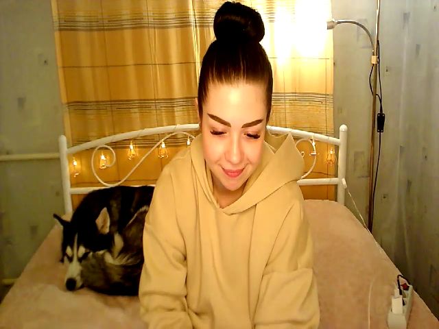 Live sex webcam photo for SexyInMyPJs #272747270