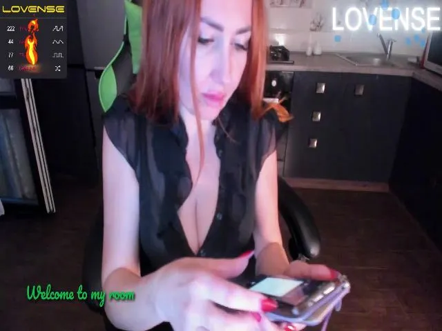 Live sex webcam photo for SexyLana7 #274097626