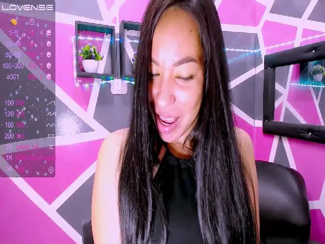 Live sex webcam photo for Sexycandyassx #272931245