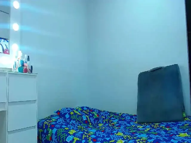 Live sex webcam photo for Sexychanel_ #272856102