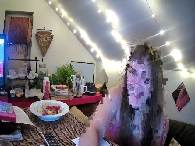 Live sex webcam photo for Sexylexi211 #272391866