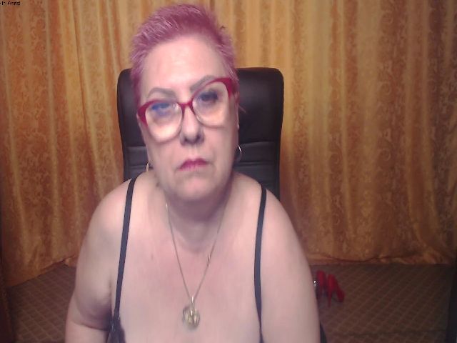 Live sex webcam photo for Sexylynette4u #271710362