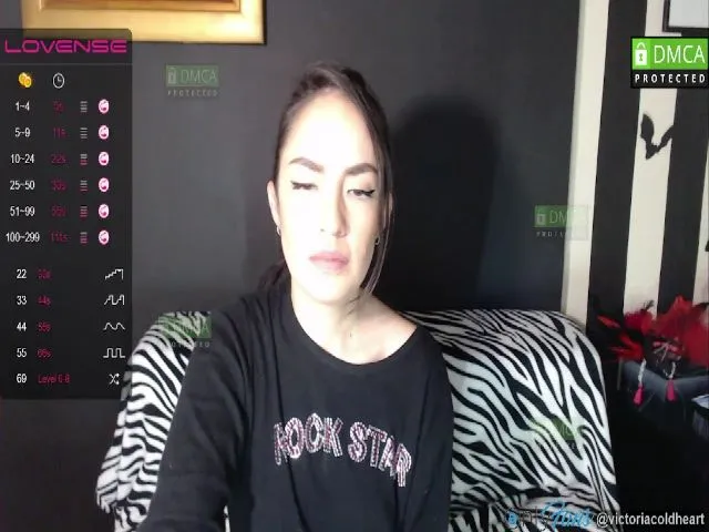 Live sex webcam photo for Sexypinup02 #273606672