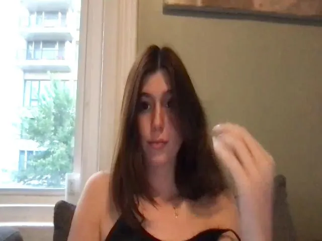 Live sex webcam photo for Sexysadie125 #274324108