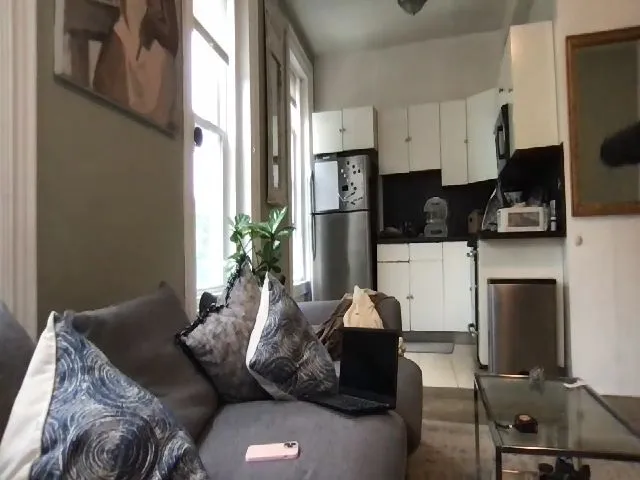 Live sex webcam photo for Sexysadie125 #274757396