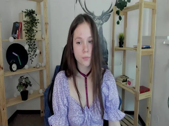 Live sex webcam photo for Sh0wroom #272791155