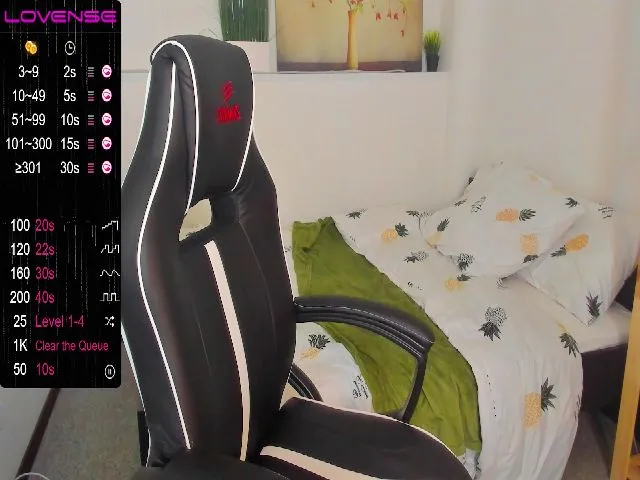Live sex webcam photo for Sh0wroom #272946280
