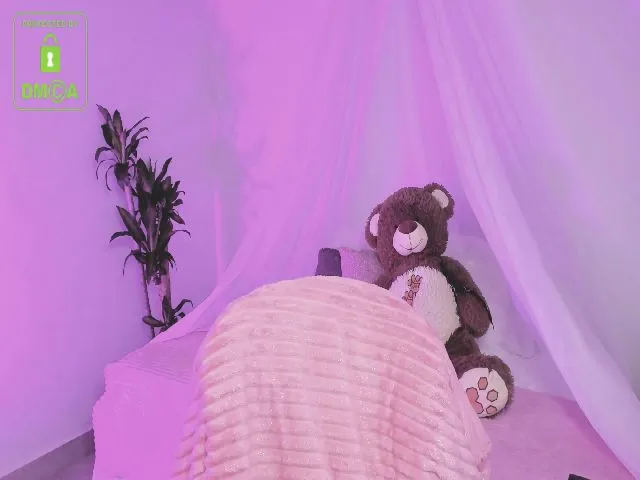 Live sex webcam photo for Sh11ro #272175807