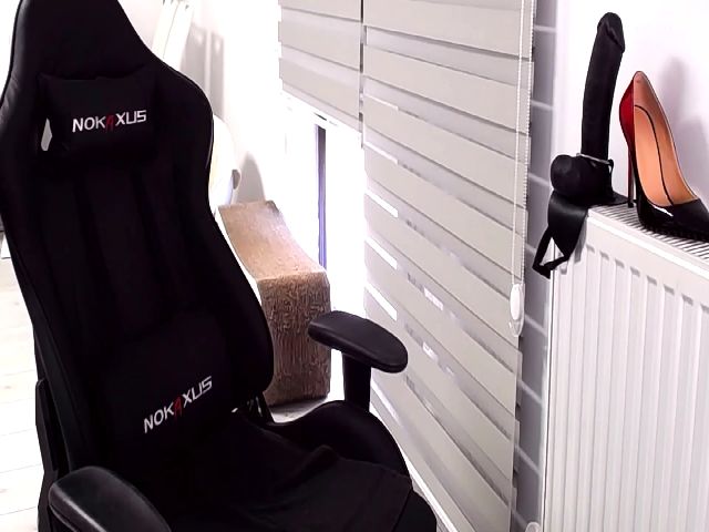 Live sex webcam photo for ShadowMiss #273187802