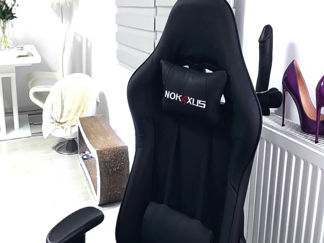 Live sex webcam photo for ShadowMiss #273537481