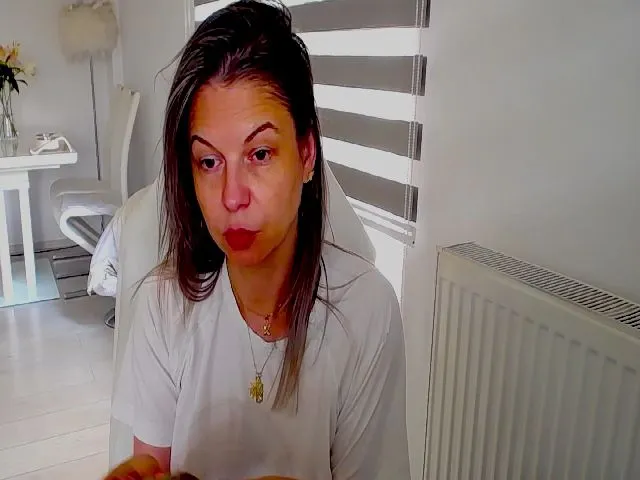 Live sex webcam photo for ShadowMiss #274352276