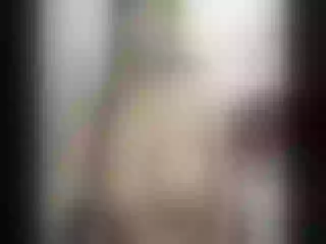 Live sex webcam photo for Shalyn_ #272141584