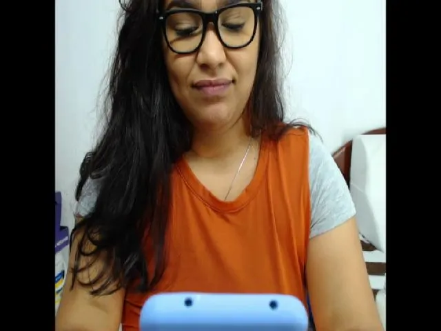 Live sex webcam photo for Shalyn_ #272597568