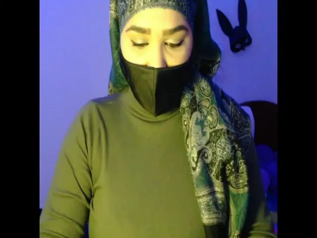 Live sex webcam photo for Shalyn_ #272972821