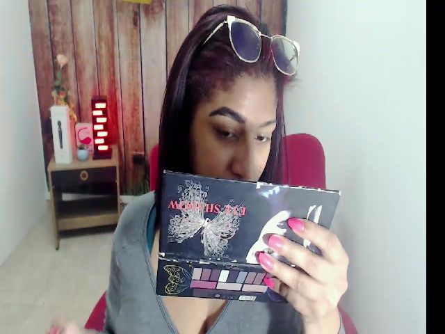 Live sex webcam photo for Shanel_ferrer #272442053