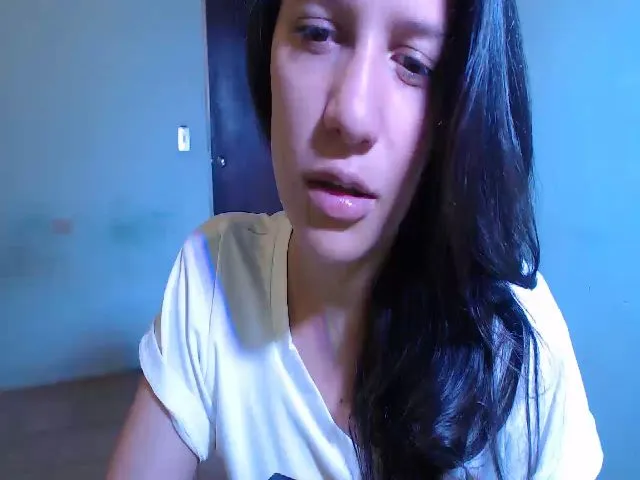 Live sex webcam photo for Shanyflores4 #271757742