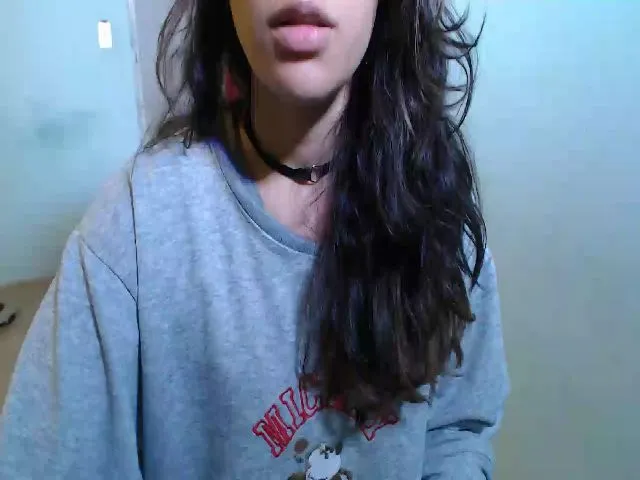 Live sex webcam photo for Shanyflores4 #271958425
