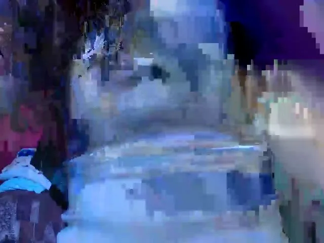 Live sex webcam photo for Shanyflores4 #273204148