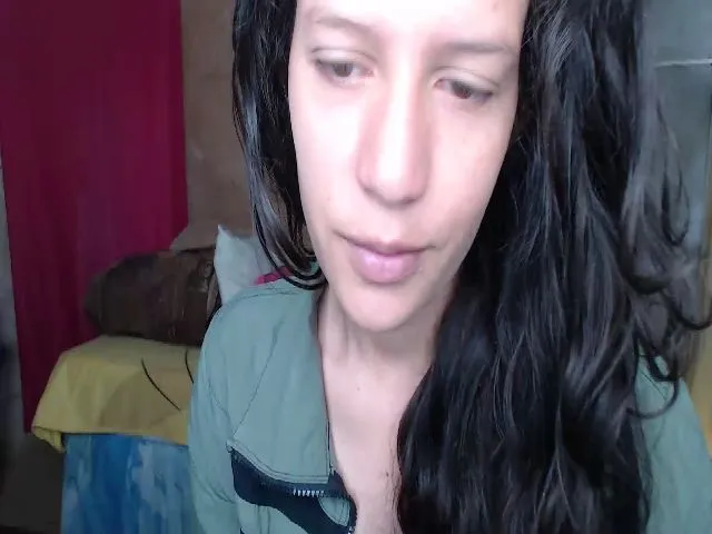 Live sex webcam photo for Shanyflores4 #273538935