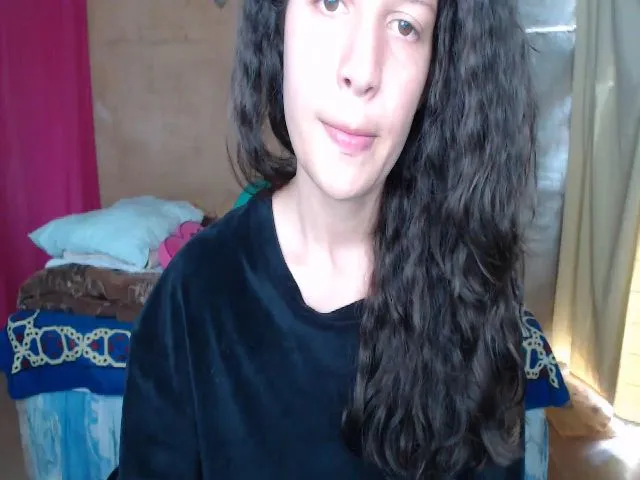 Live sex webcam photo for Shanyflores4 #273888168
