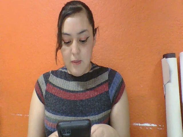 Live sex webcam photo for ShapiraBB #272405193