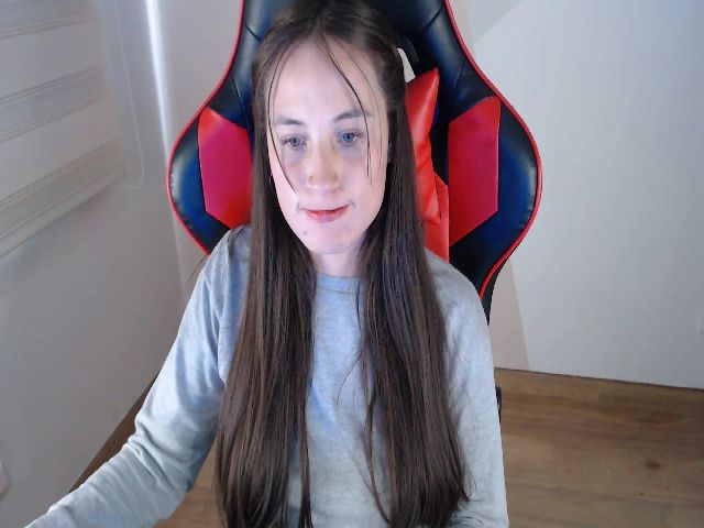 Live sex webcam photo for SharonMora #272865603