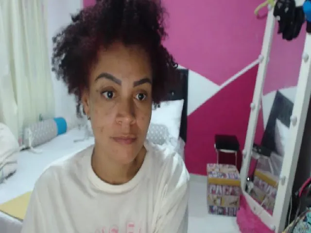 Live sex webcam photo for Shayna_cute #273831574