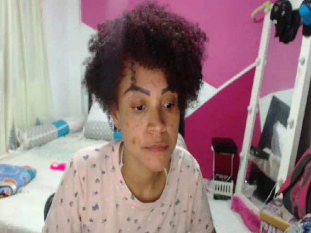 Live sex webcam photo for Shayna_cute #273855050
