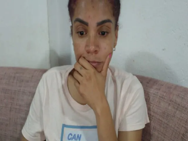 Live sex webcam photo for Shayna_cute #273896726