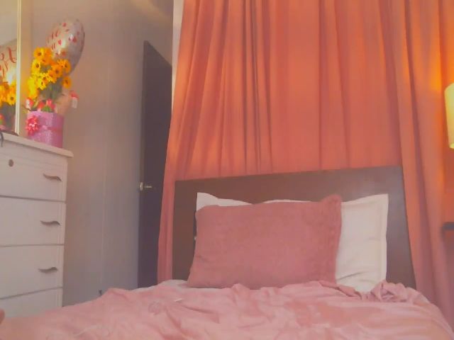 Live sex webcam photo for Shayo_96 #273745450