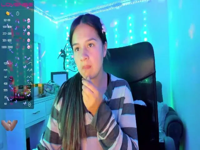 Live sex webcam photo for Shekina_lu #273278011