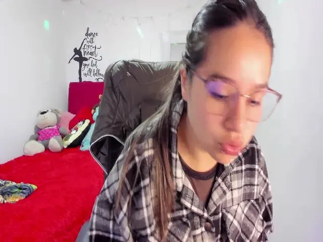 Live sex webcam photo for Shekina_lu #274098845