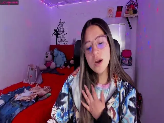 Live sex webcam photo for Shekina_lu #274188467