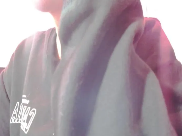 Live sex webcam photo for ShenLong3 #271819385