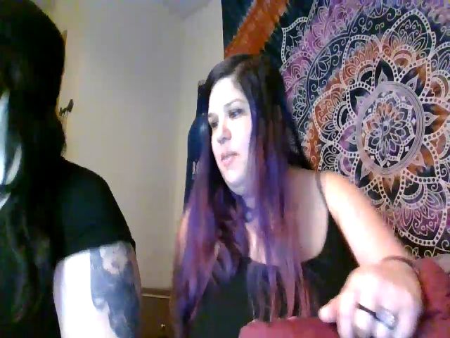 Live sex webcam photo for Shieldmaiden1 #272238498